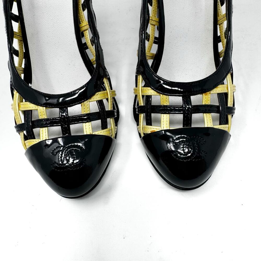 Chanel Black Patent Lattice Heels Yellow Trim CC Logo Pumps EU 39 - Picture 6 of 11